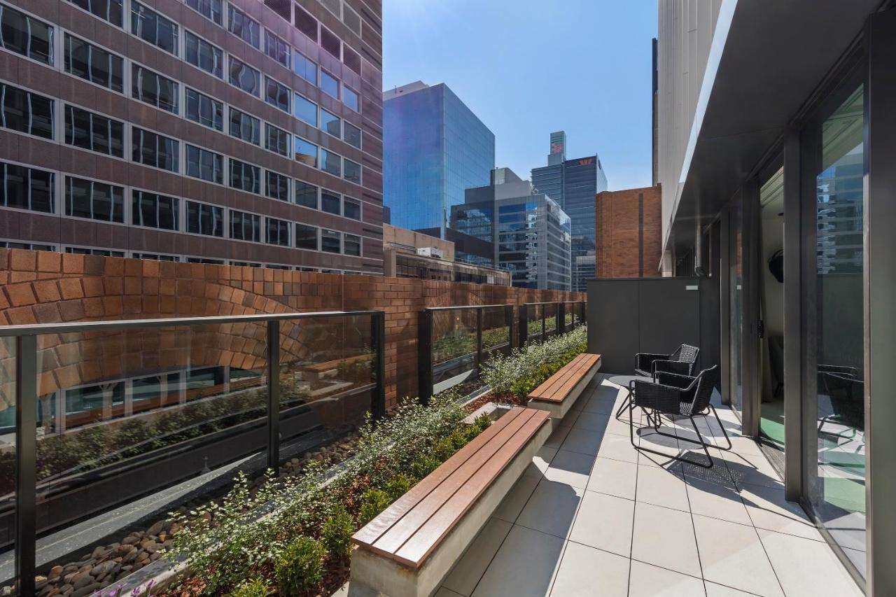 Skye Suites Sydney Luaran gambar The rooftop garden